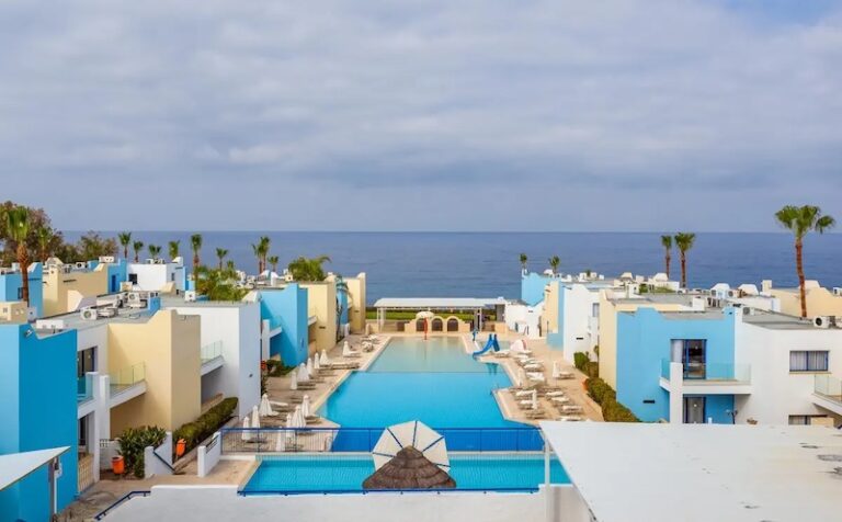 Eleni Holiday Resort