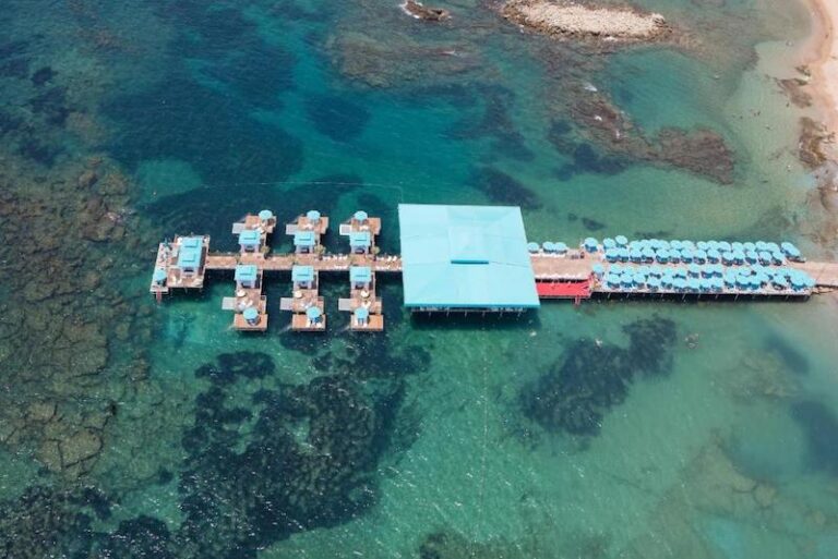 Granada Luxury Beach