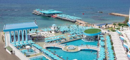 Granada Luxury Beach