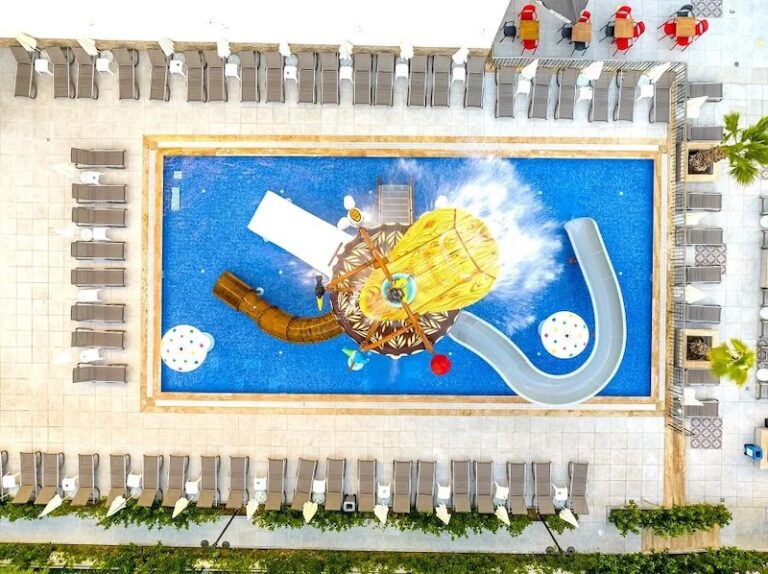 Grand Kolibri Prestige & Spa