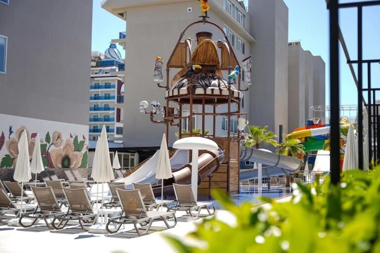 Grand Kolibri Prestige & Spa