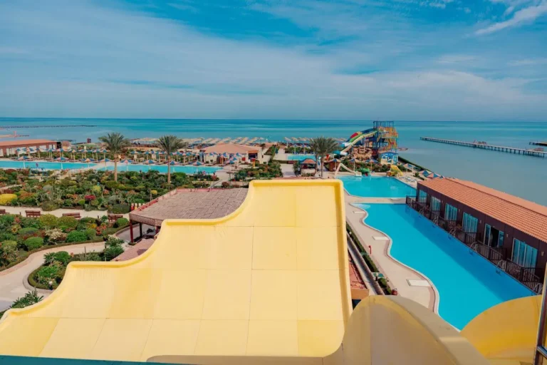 Sunrise Alora Aqua Park Resort