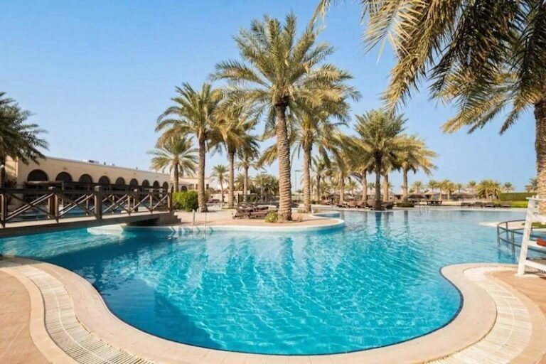 AlBander Hotel & Resort