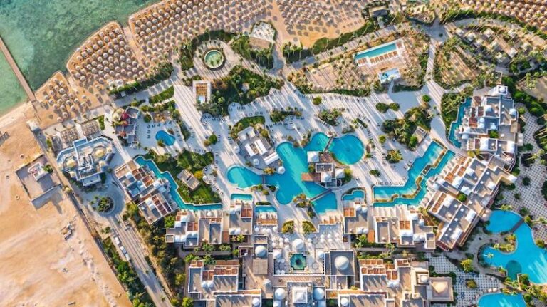 The Grand Makadi Hotel