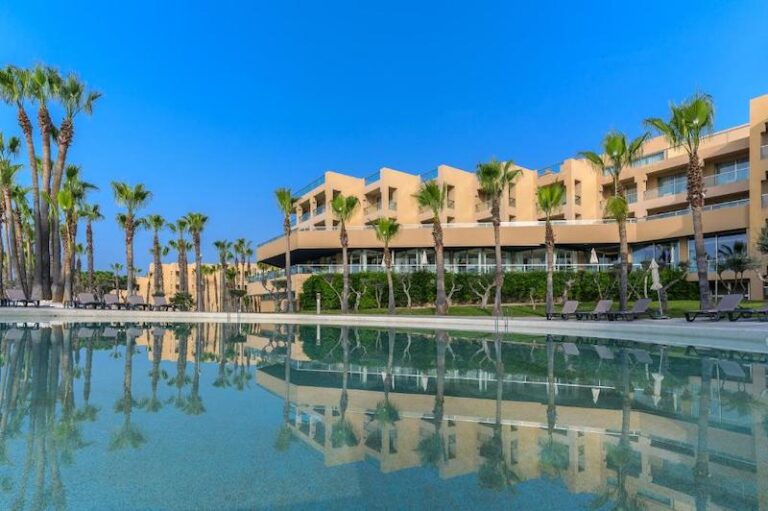 NAU São Rafael Suites