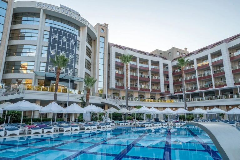 Grand Pasa Hotel