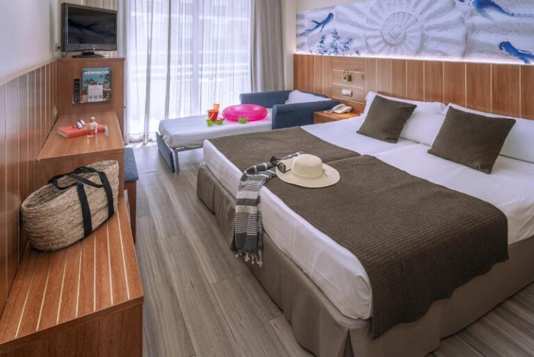 Hotel GHT Aquarium & Spa****Sup