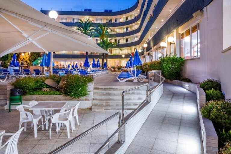 Hotel GHT Aquarium & Spa****Sup