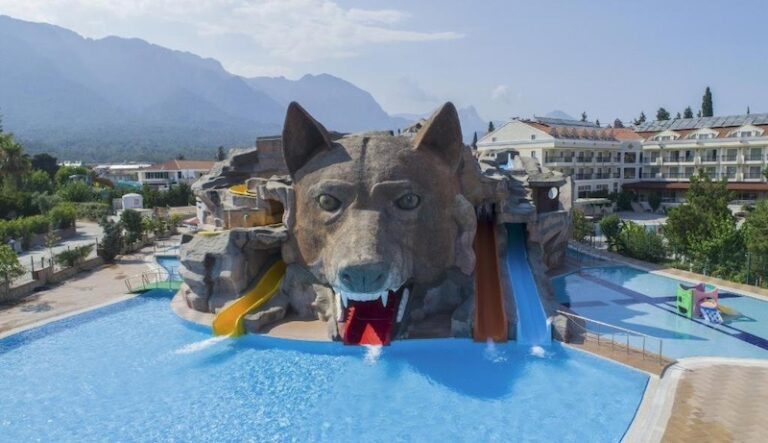 Rox Resort Hotel