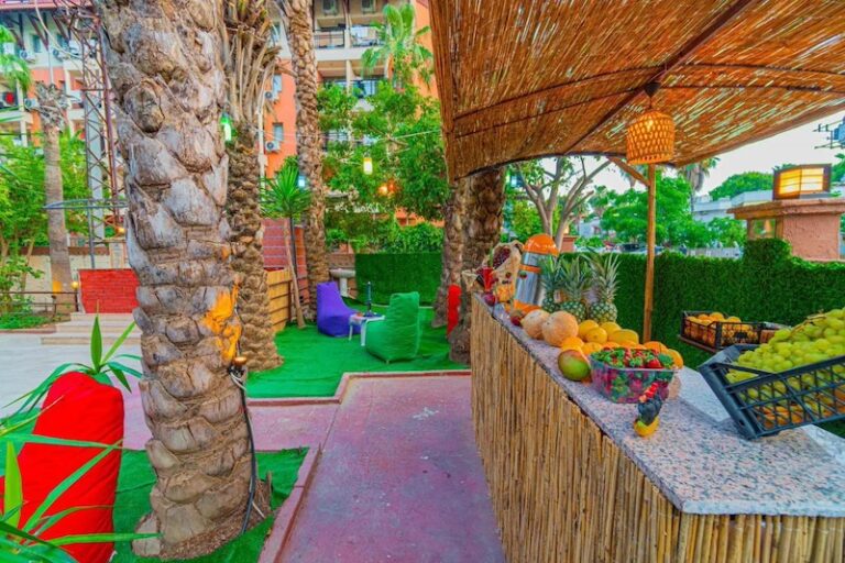 CLUB MONTE CARLO HOTEL