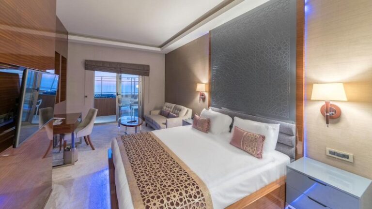 Ramada Resort By Wyndham Kuşadası & Golf