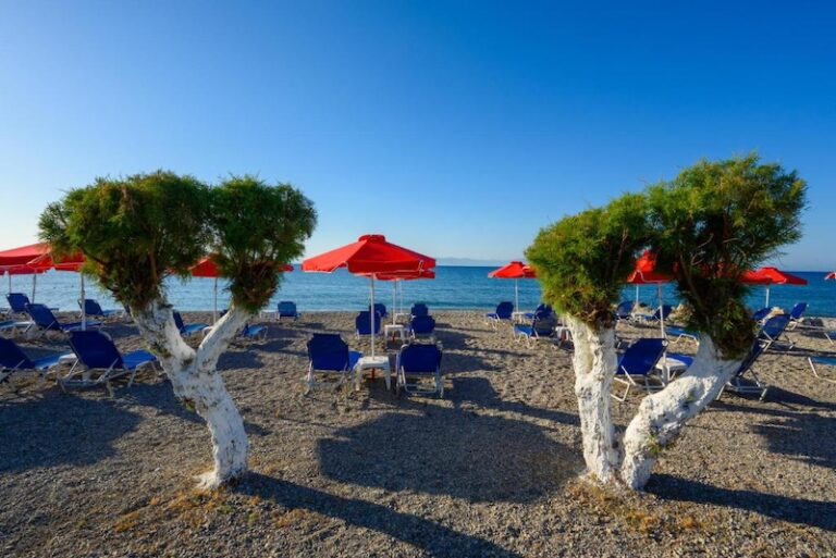 Bayside Hotel Katsaras