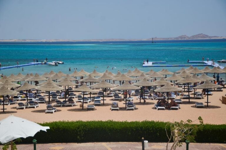 Ivy Cyrene Island Aqua Park Resort