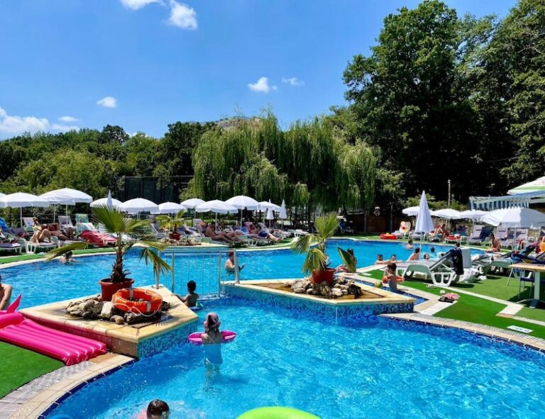 BSA Holiday Park Hotel