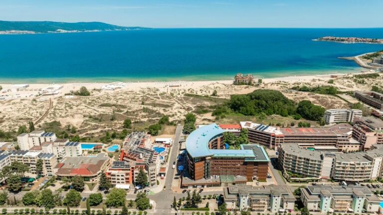 Galeon Residence & SPA
