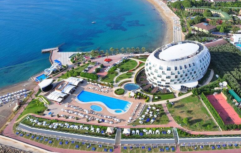 Gold Island Hotel