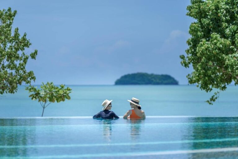 Island Escape Burasari