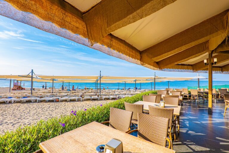TİMO DELUXE RESORT HOTEL