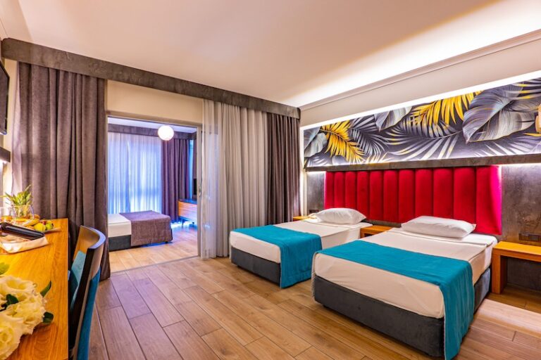TİMO DELUXE RESORT HOTEL