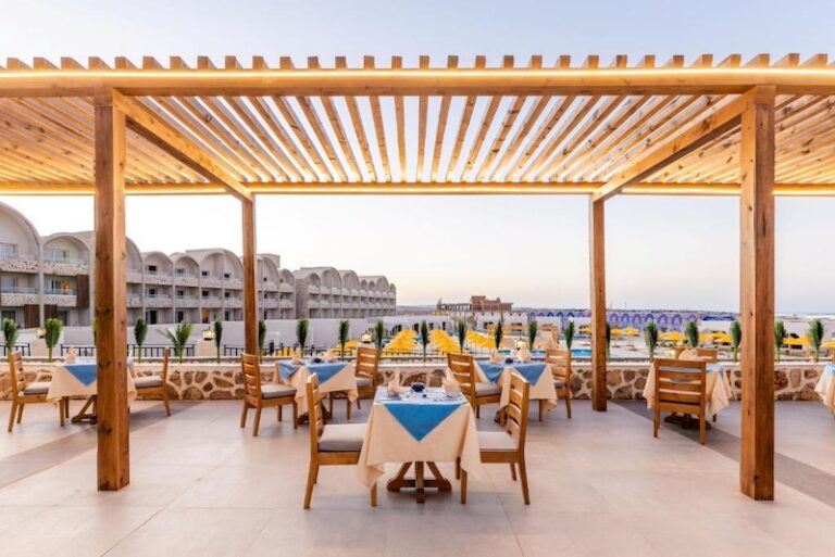 UTOPIA Blue Resort